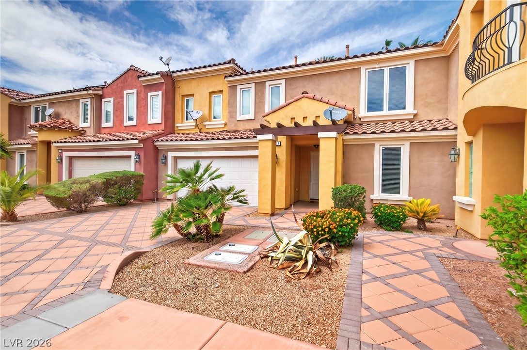11 Cerchio Basso Property Photo 3