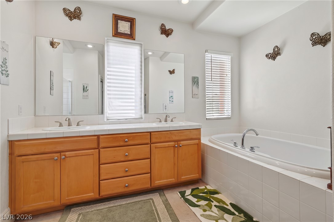 11 Cerchio Basso Property Photo 39