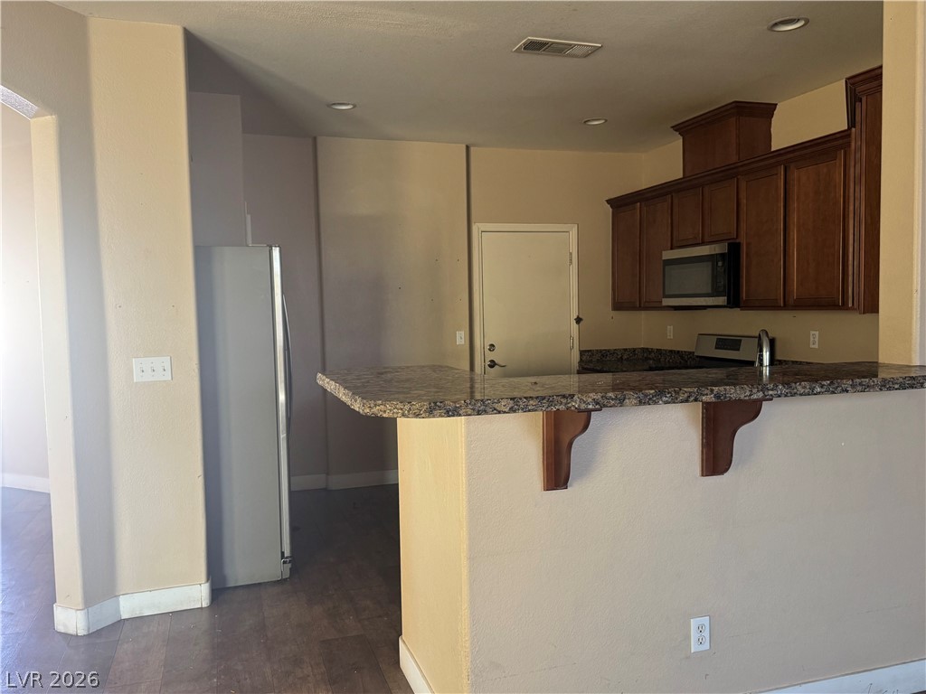 8141 Pink Desert Street Property Photo 3