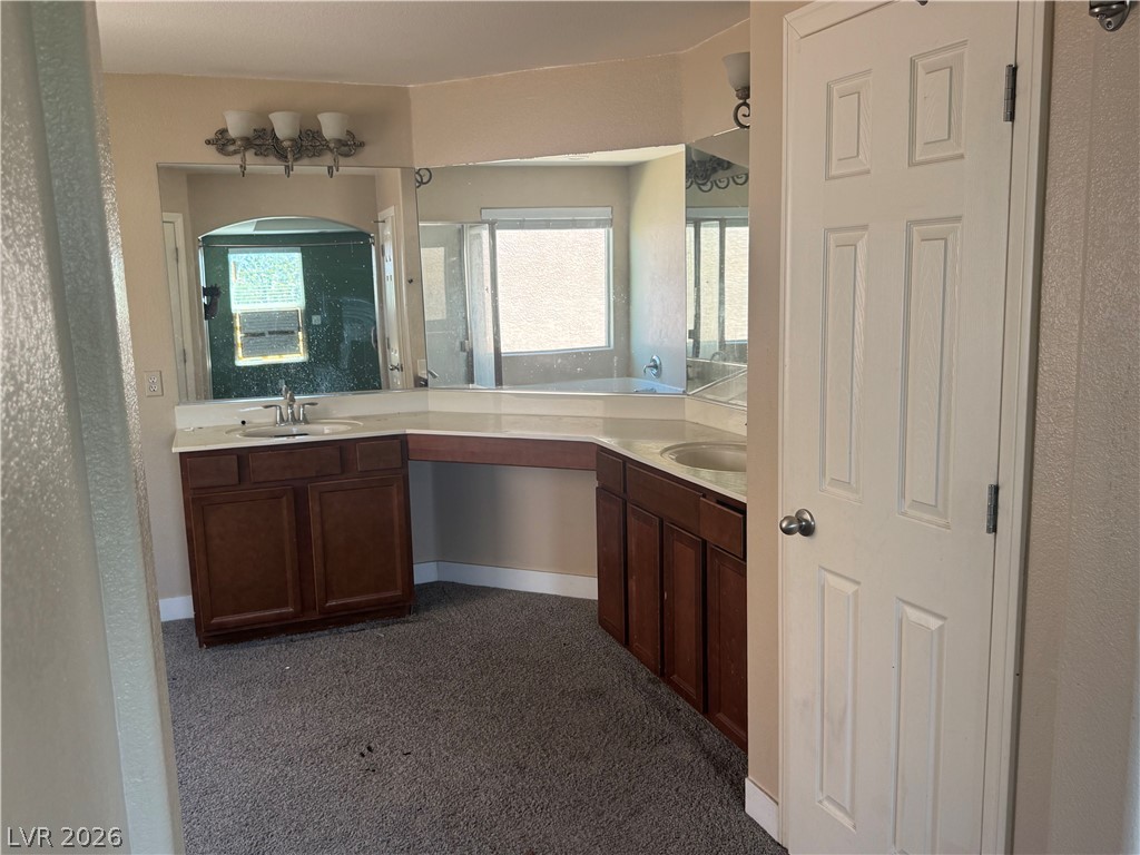 8141 Pink Desert Street Property Photo 6