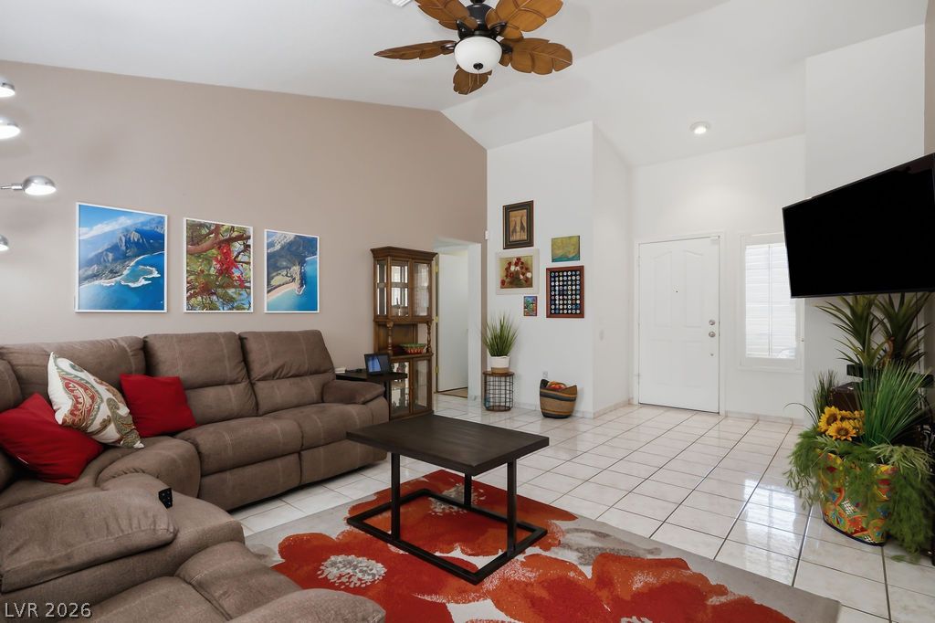 2521 Silverton Drive Property Photo 4
