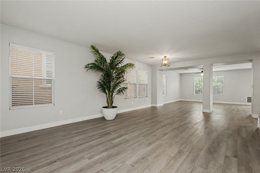 6924 Ghost Ranch Avenue Property Photo 9