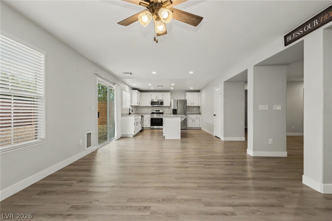 6924 Ghost Ranch Avenue Property Photo 11