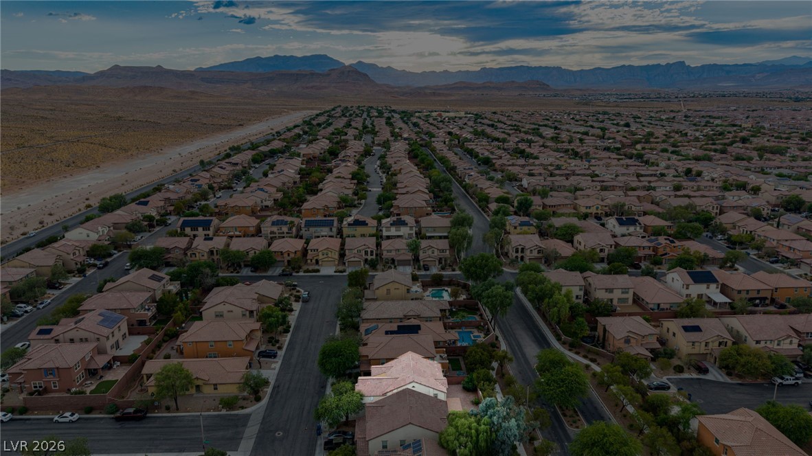 6924 Ghost Ranch Avenue Property Photo 47