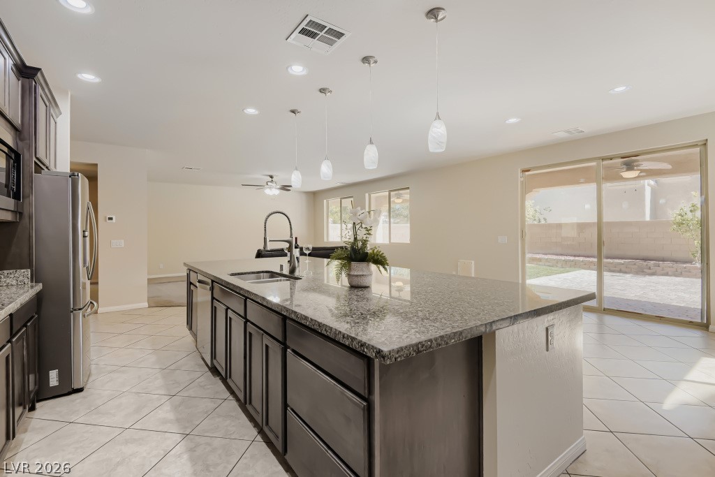 9705 Wildflower Vista Avenue Property Photo 11