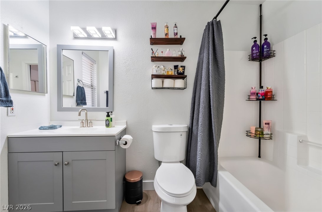 2207 Sleepy Court Property Photo 14