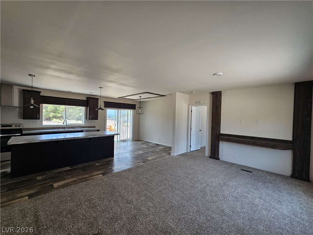 6360 Conestoga Parkway Property Photo 5