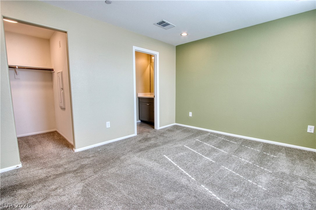 5642 Beguiling Falls Street Property Photo 15