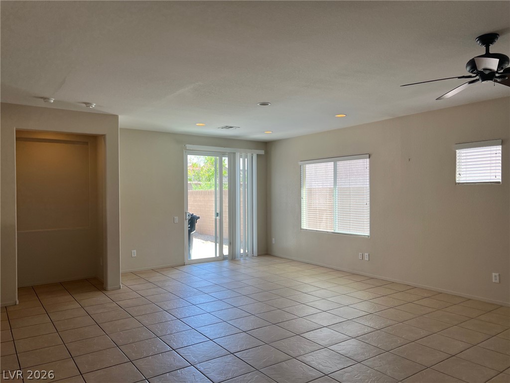 2990 Tara Murphy Drive Property Photo 4
