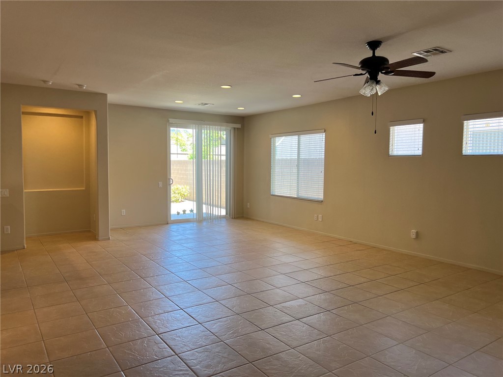 2990 Tara Murphy Drive Property Photo 12