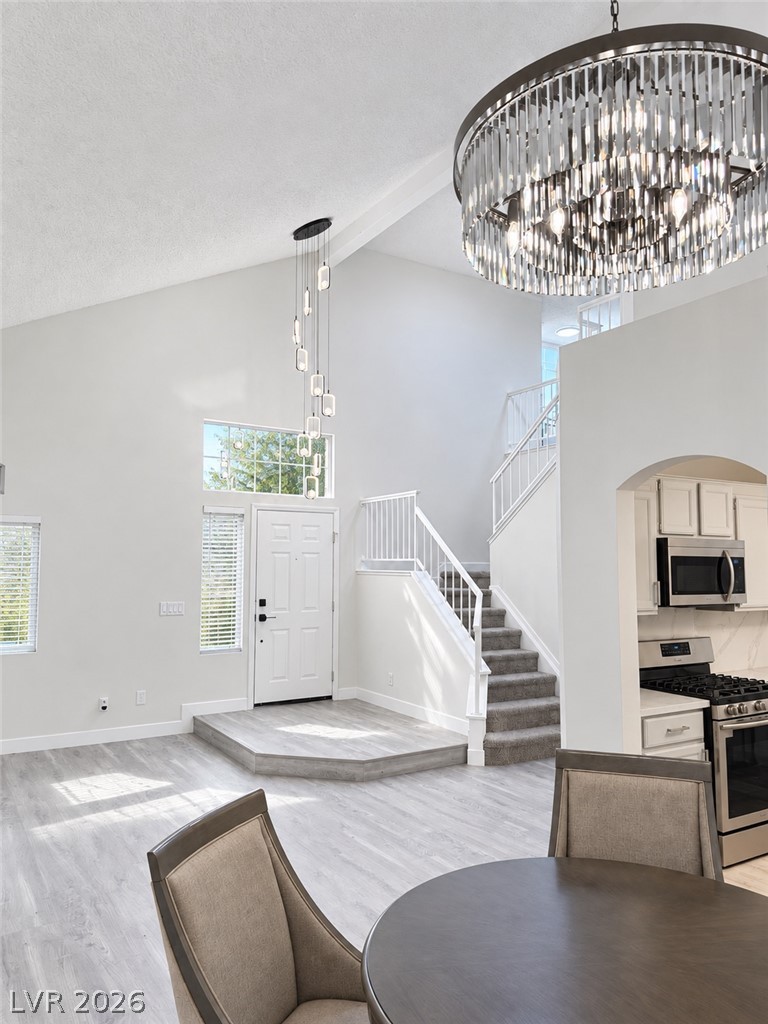 4233 Glass Lantern Drive Property Photo 5