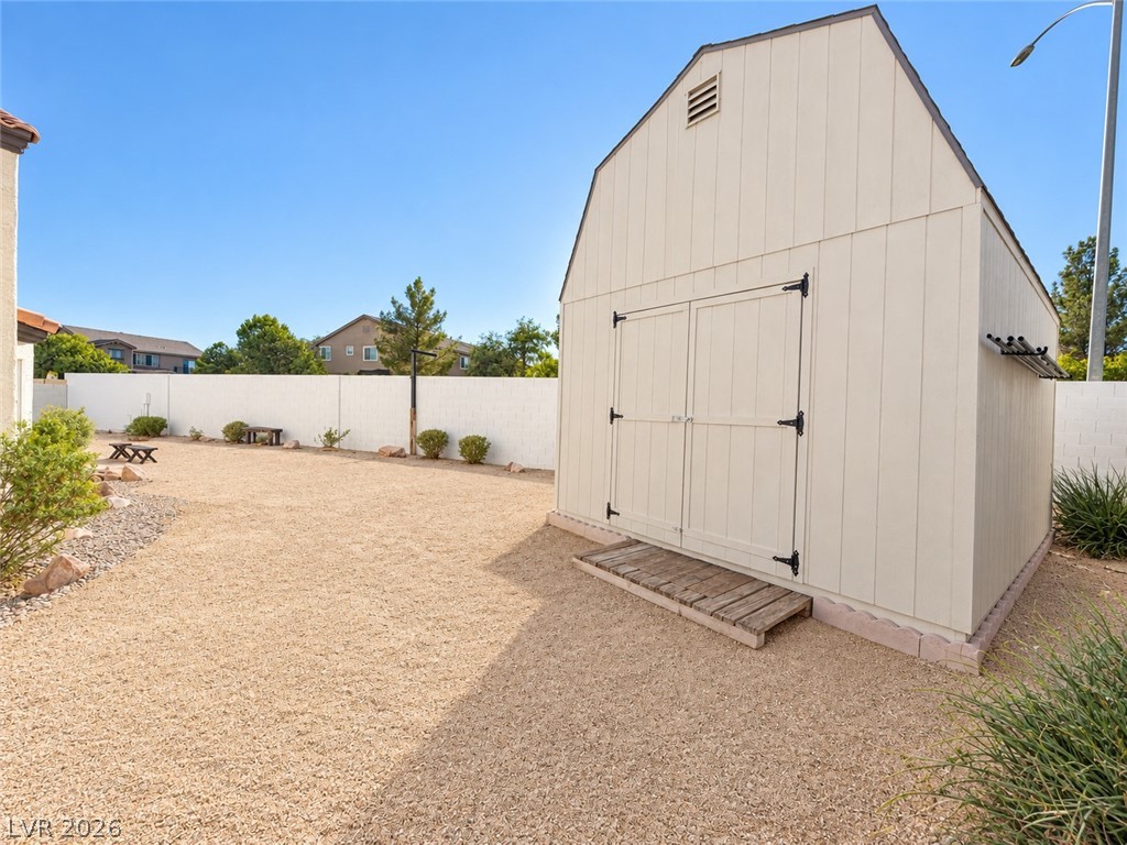 4233 Glass Lantern Drive Property Photo 14