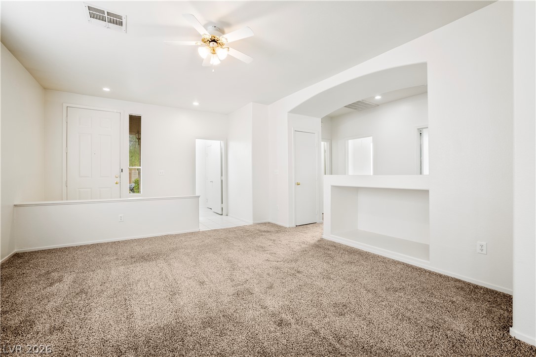 413 Magnolia Arbor Street Property Photo 4
