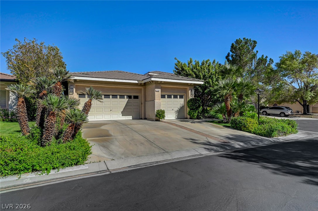 1116 Golden Age Court Property Photo 3