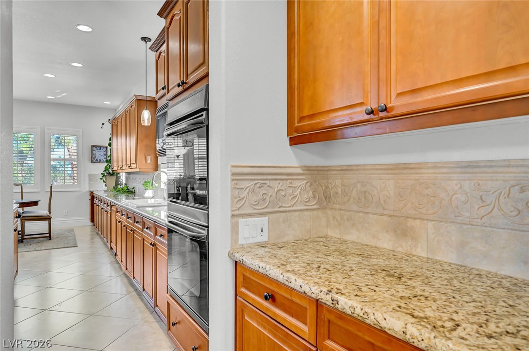 1116 Golden Age Court Property Photo 37