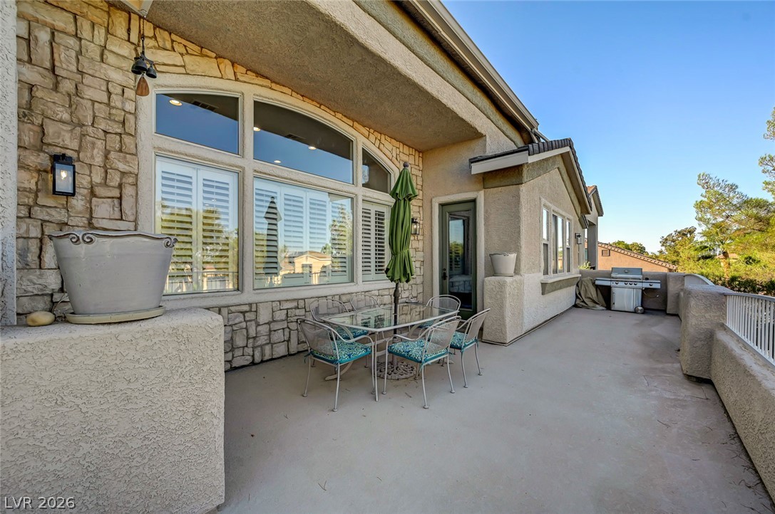 1116 Golden Age Court Property Photo 82