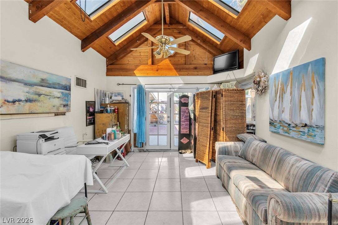 1567 Shadow Mountain Place Property Photo 4