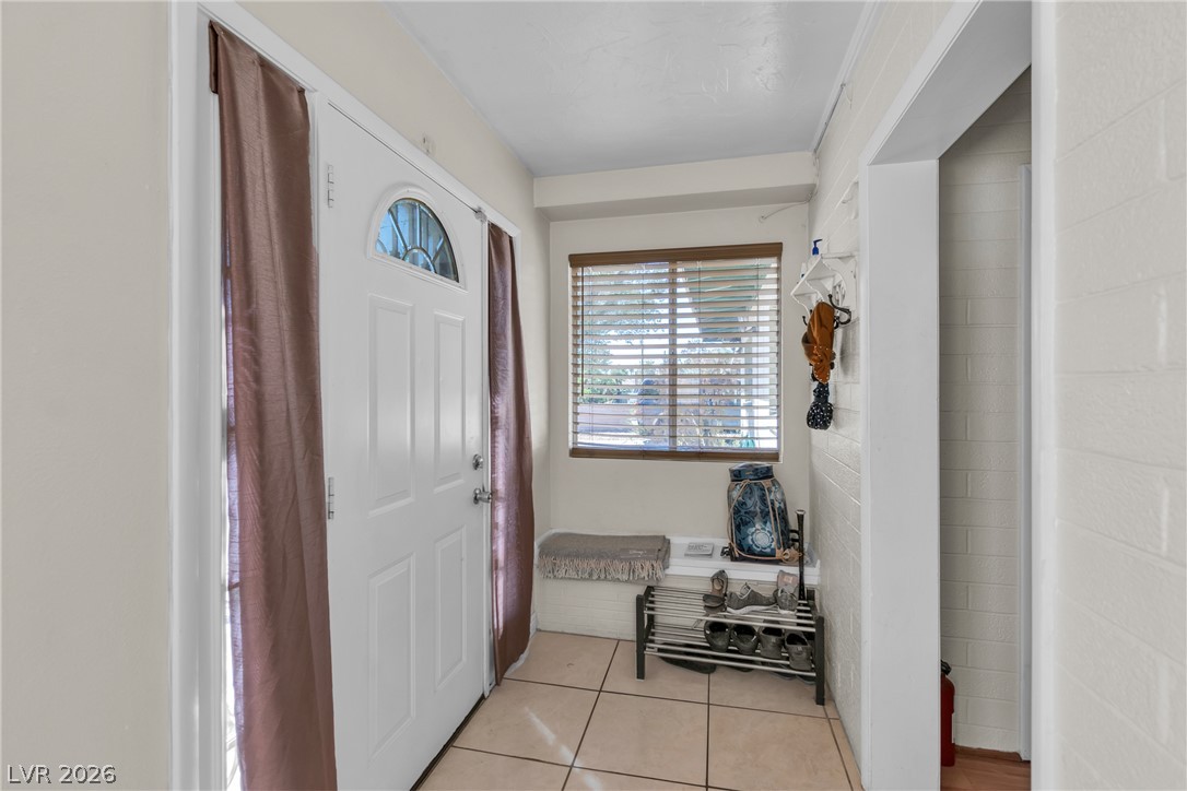 1567 Shadow Mountain Place Property Photo 6