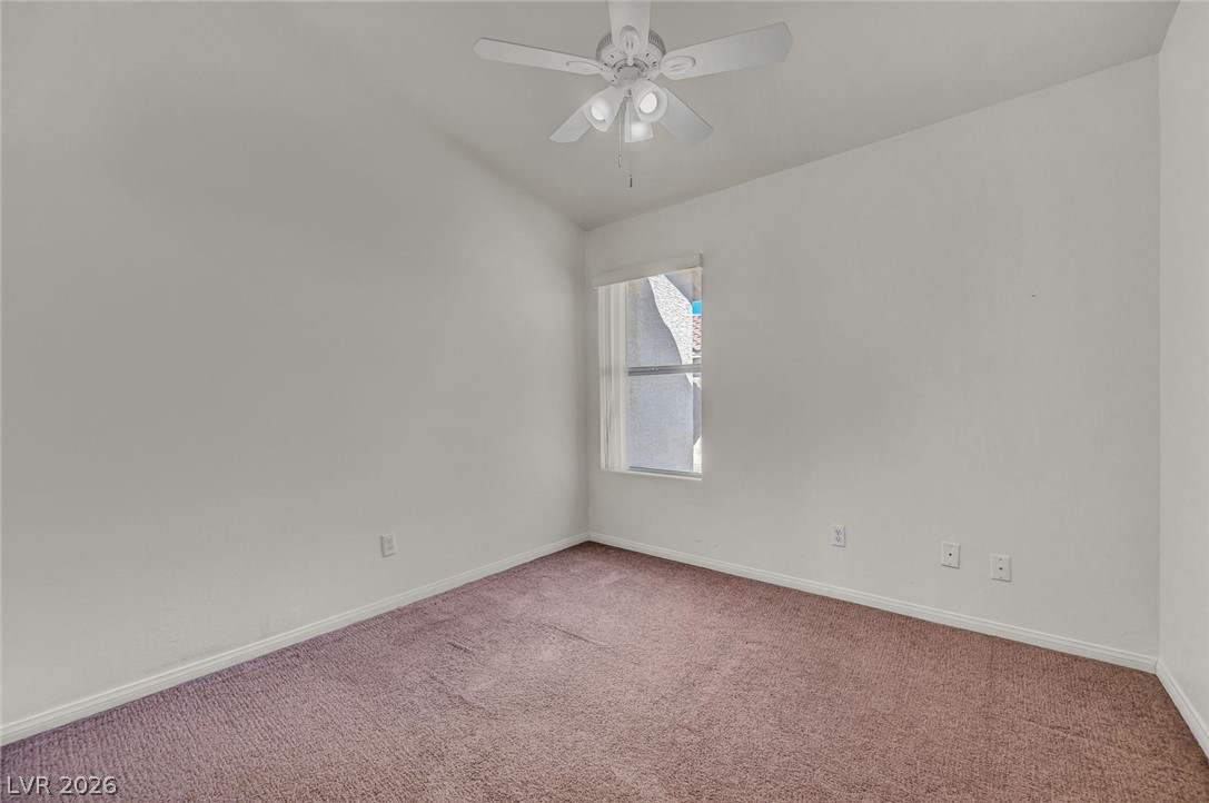 4321 Roaming Breeze Road Property Photo 32
