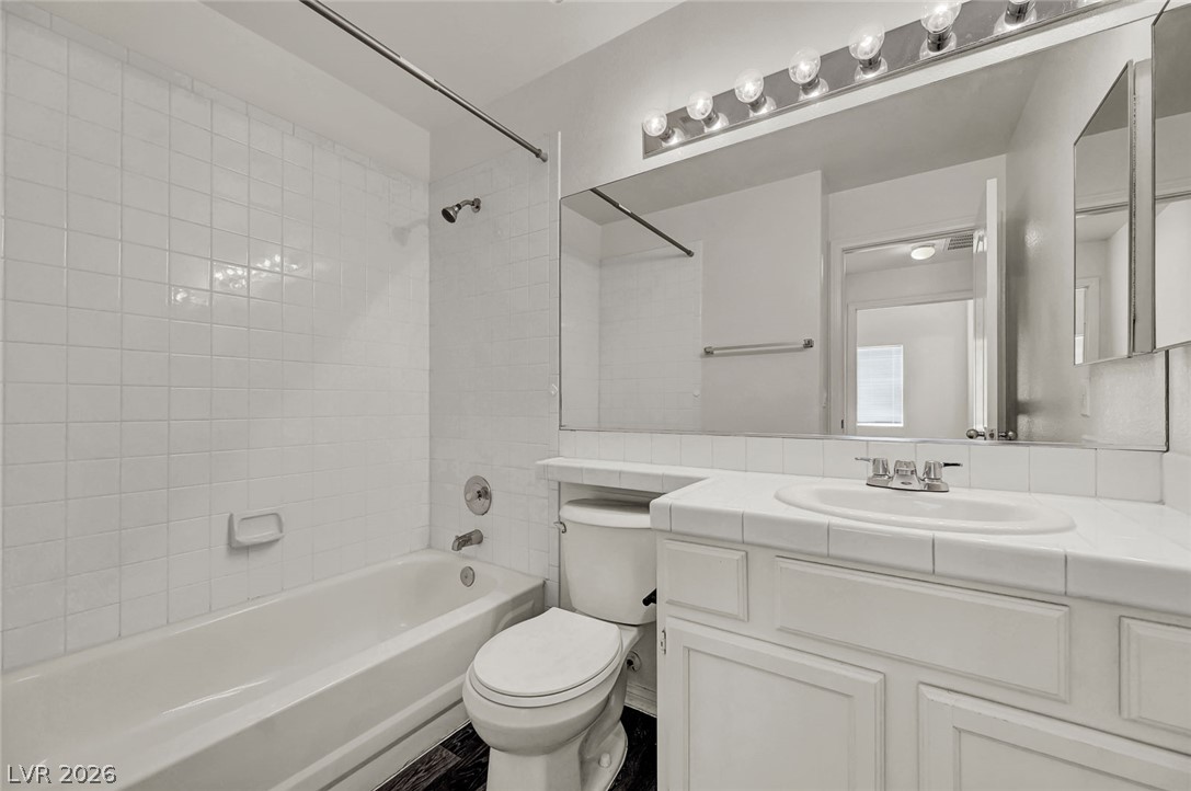 4321 Roaming Breeze Road Property Photo 35