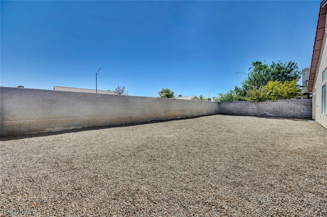 4321 Roaming Breeze Road Property Photo 38