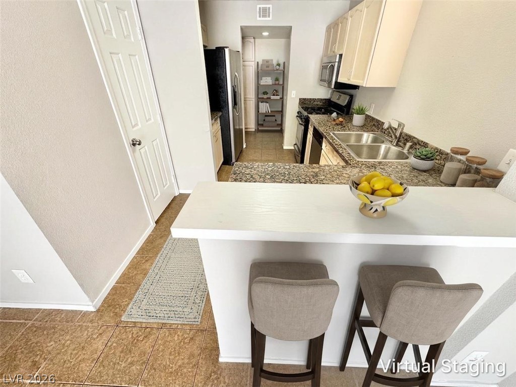 8456 Indigo Sky Avenue Property Photo 10