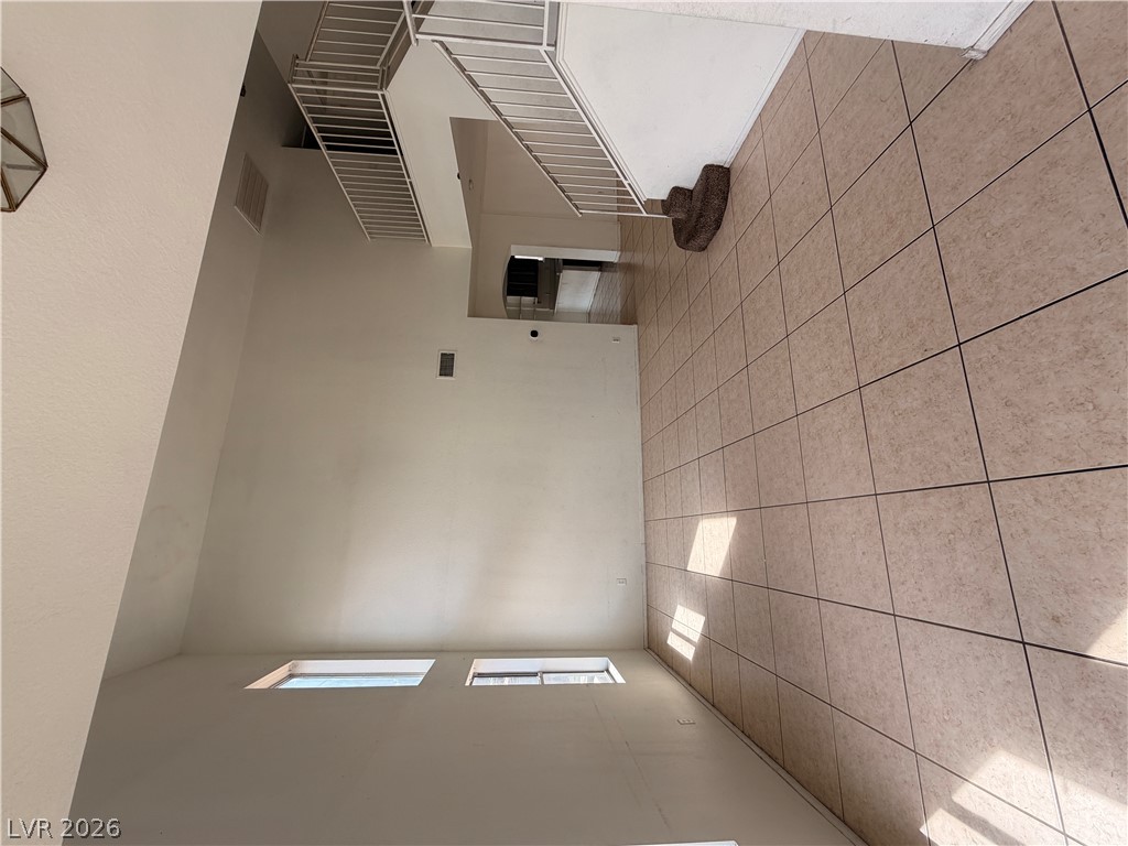 3301 Salmon Creek Drive Property Photo 3