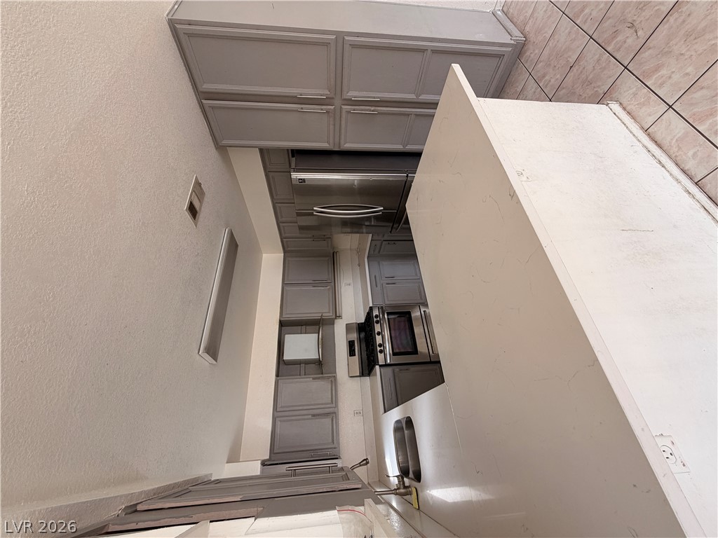 3301 Salmon Creek Drive Property Photo 12