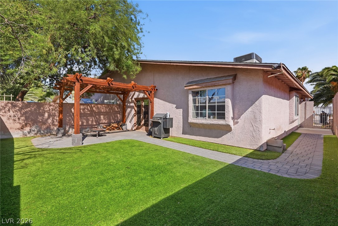531 Chelsea Drive Property Photo 3