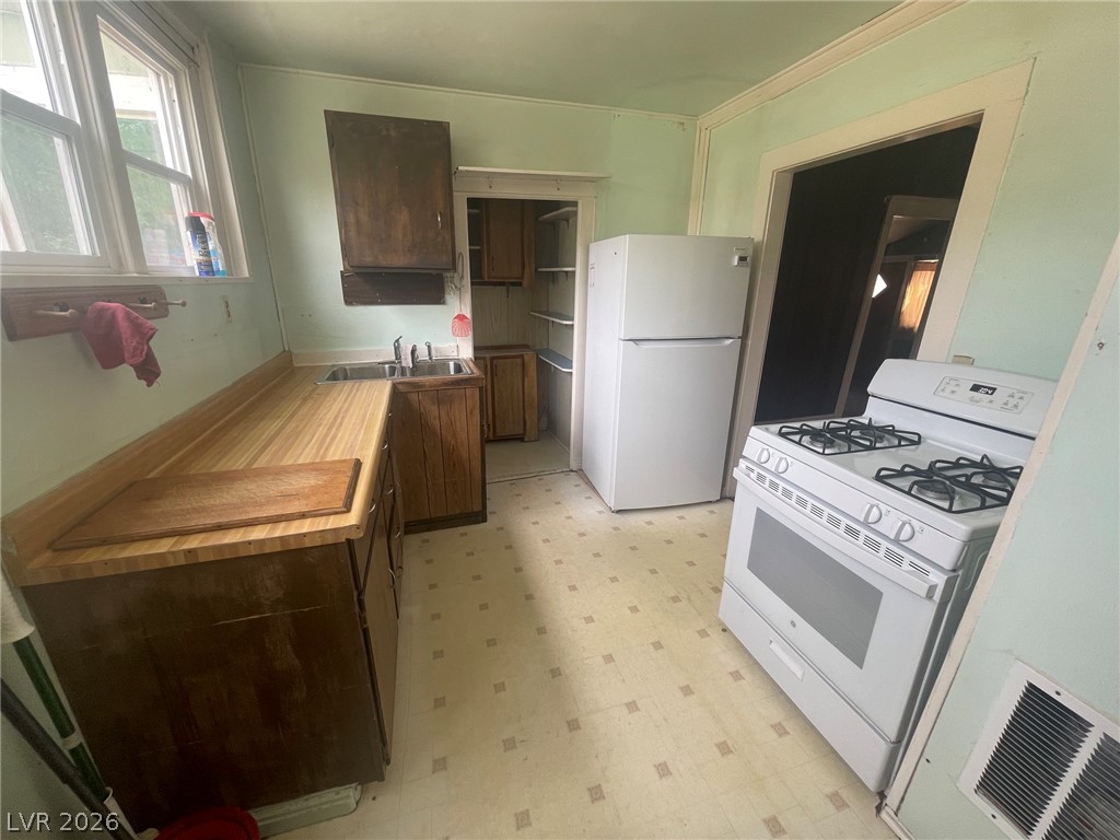 604 Murry Street Property Photo 22
