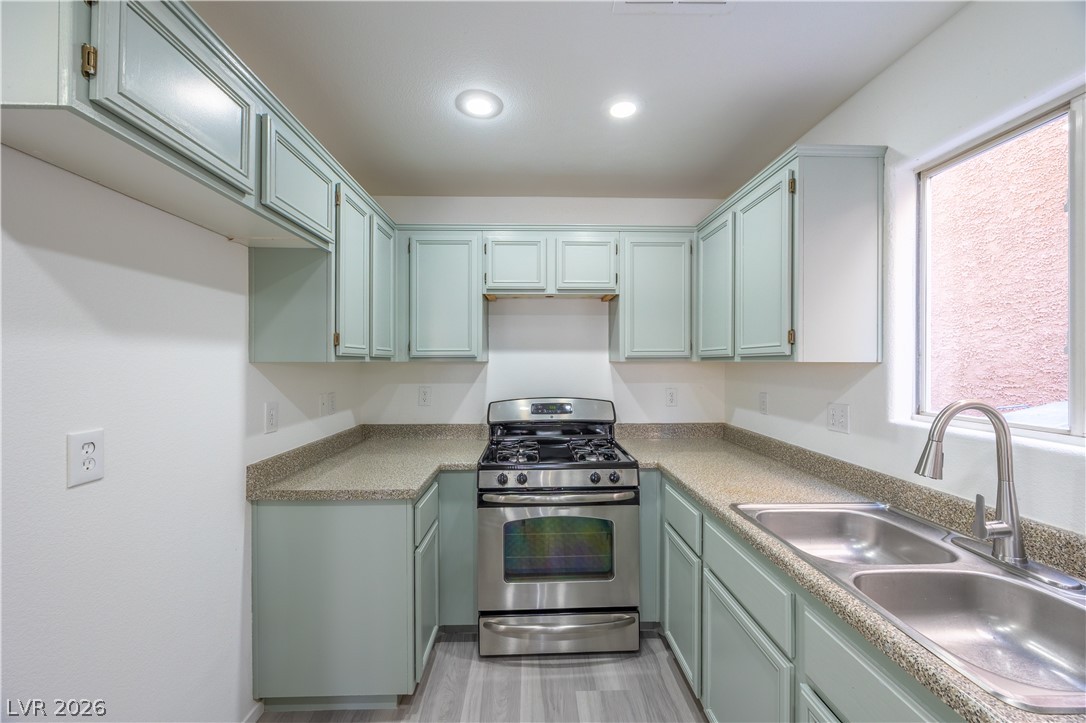 4044 Rocky Beach Drive Property Photo 10