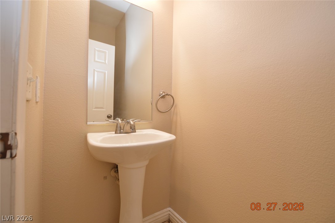 4634 Viareggio Court Property Photo 8
