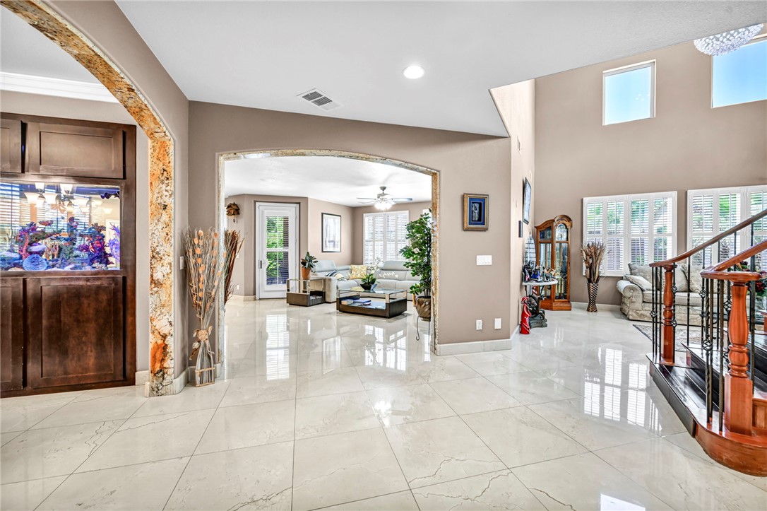 10039 Sky Parlor Road Property Photo 6