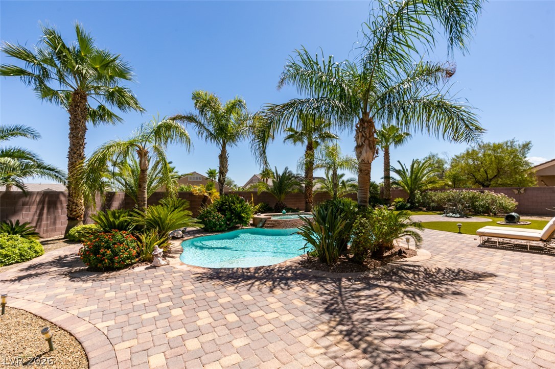 8292 Dutch Harbor Circle Property Photo 26