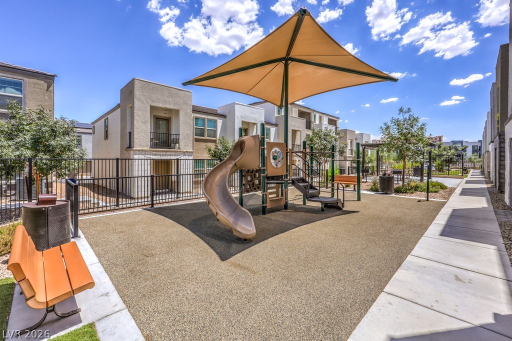 6197 Garden Crest Street Property Photo 27