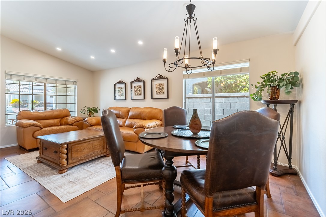 2408 Pebble Springs Court Property Photo 8