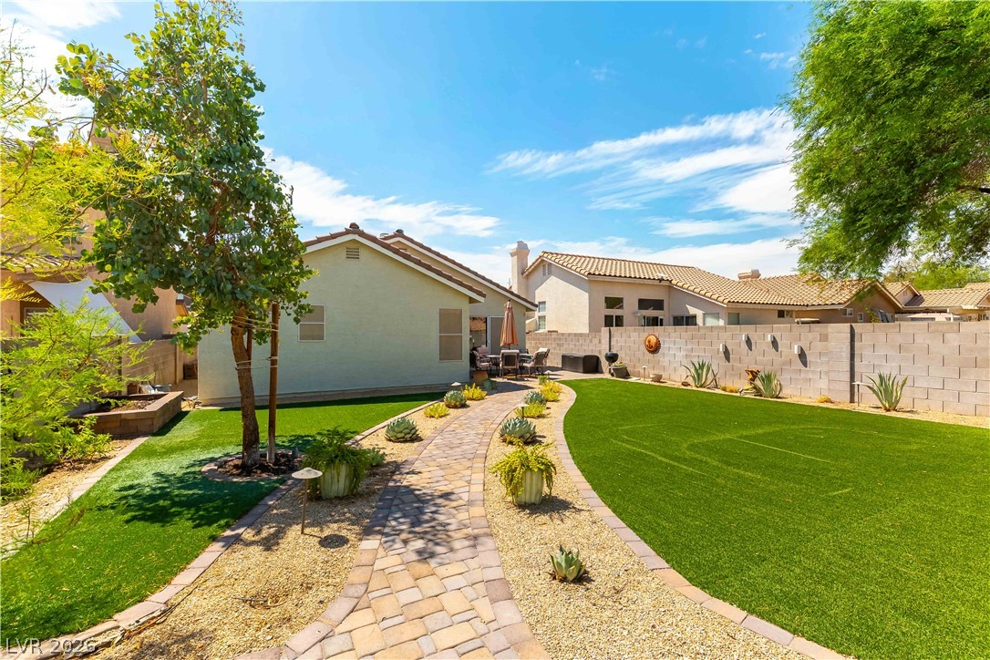 2408 Pebble Springs Court Property Photo 37