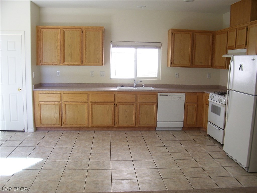 6539 Sunset Pines Street Property Photo 3