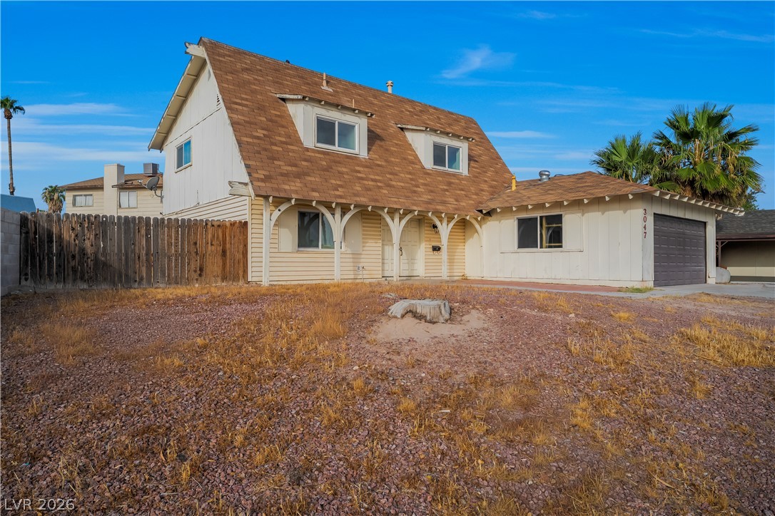 3047 Plaza Street Property Photo 5