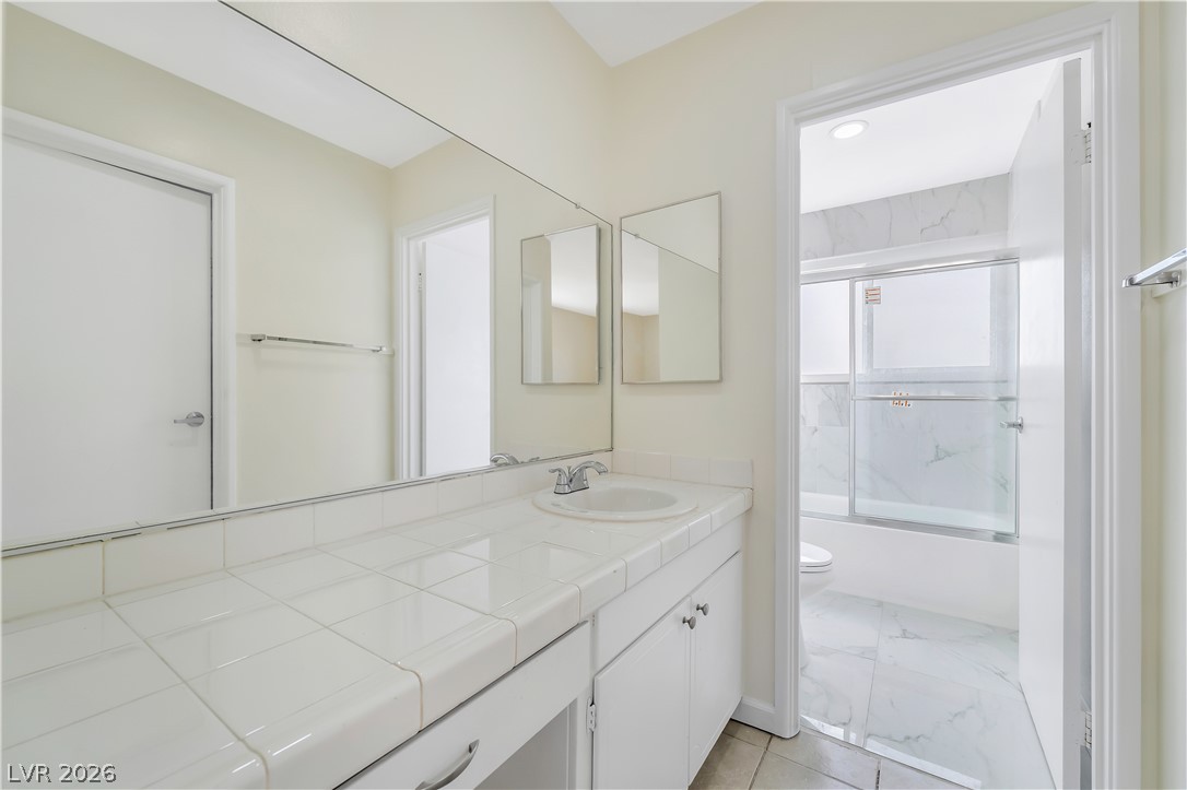 3047 Plaza Street Property Photo 26