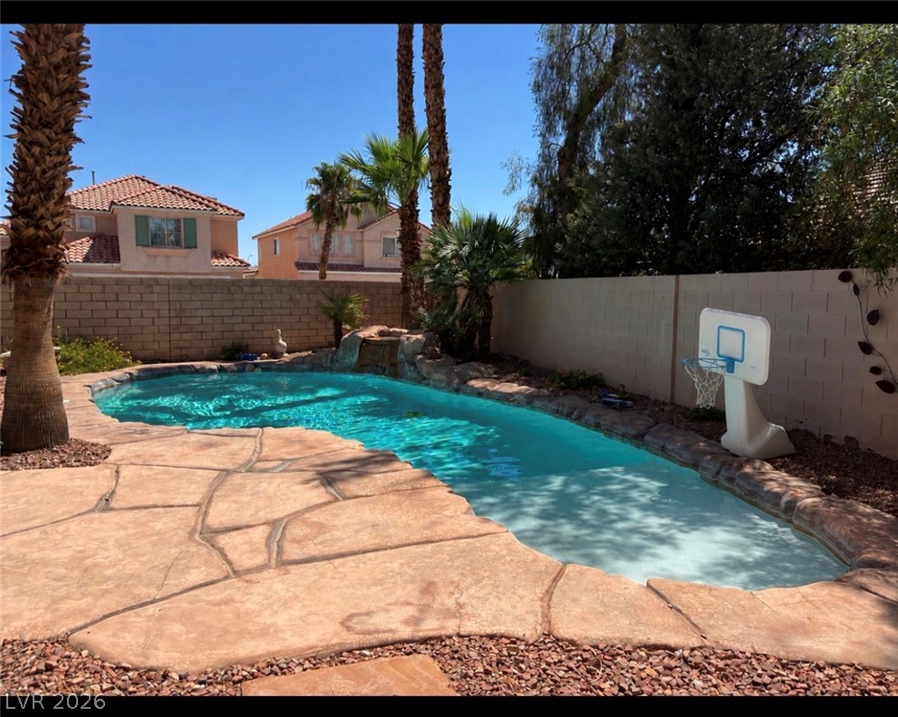 7815 Windward Road Property Photo 10