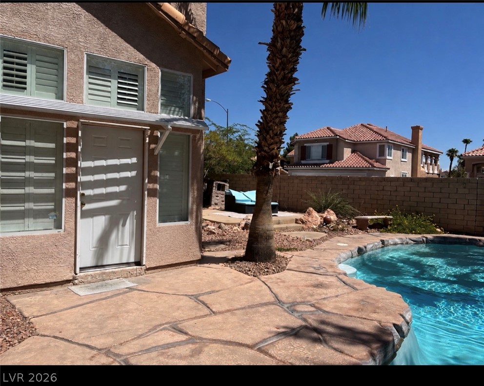7815 Windward Road Property Photo 11