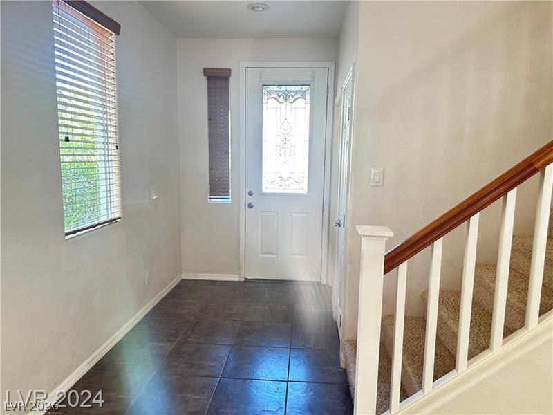 545 Newberry Springs Drive Property Photo 4
