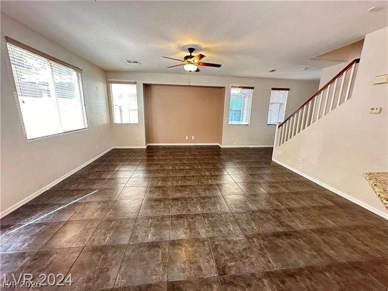 545 Newberry Springs Drive Property Photo 5