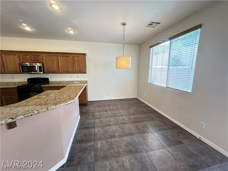 545 Newberry Springs Drive Property Photo 15