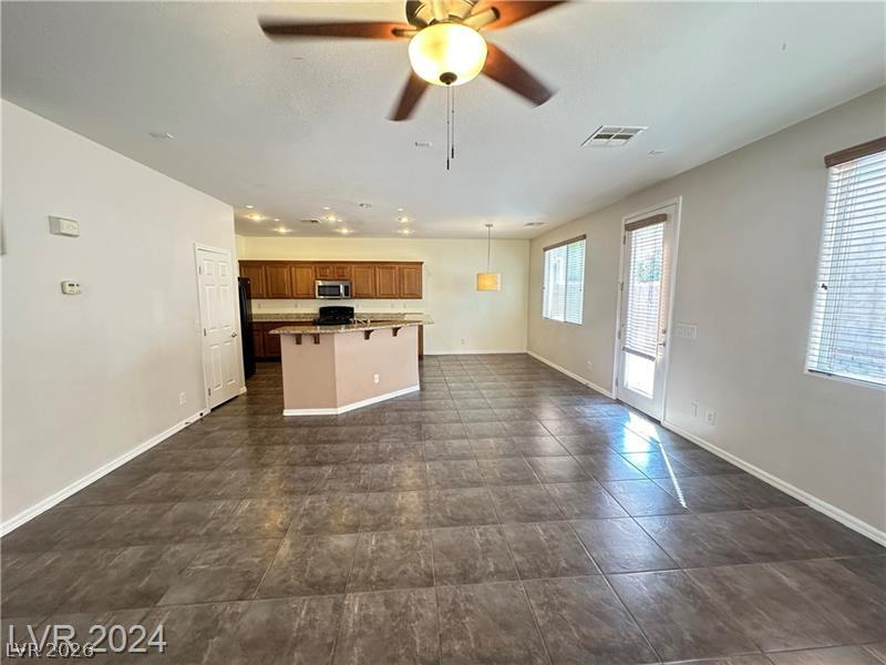 545 Newberry Springs Drive Property Photo 17