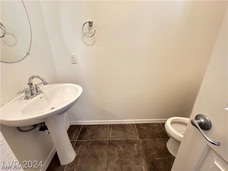 545 Newberry Springs Drive Property Photo 29