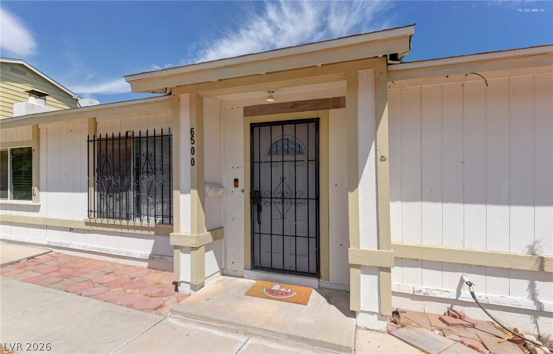 6500 Hill View Avenue Property Photo 3