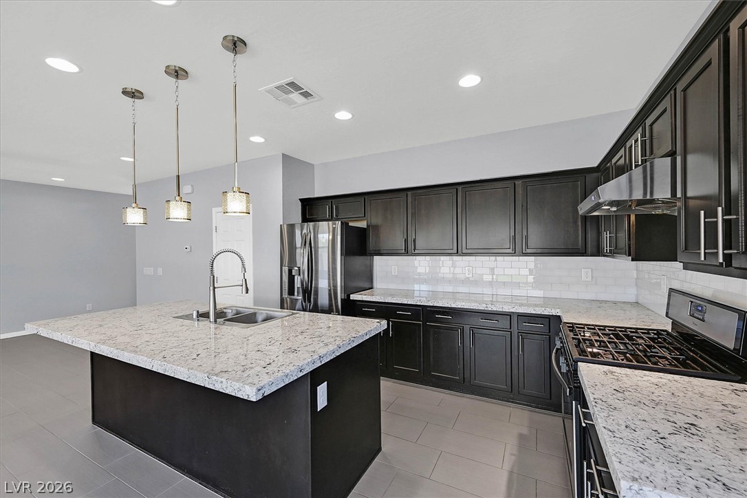272 Finsbury Court Property Photo 7