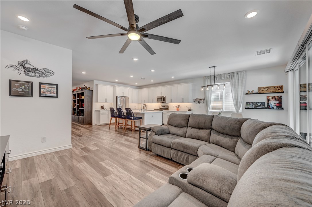 10075 Gila River Street Property Photo 17